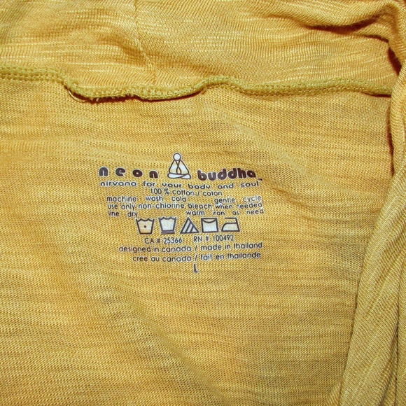 Neon Buddha Lg mustard yellow roll collar top - Picture 3 of 8